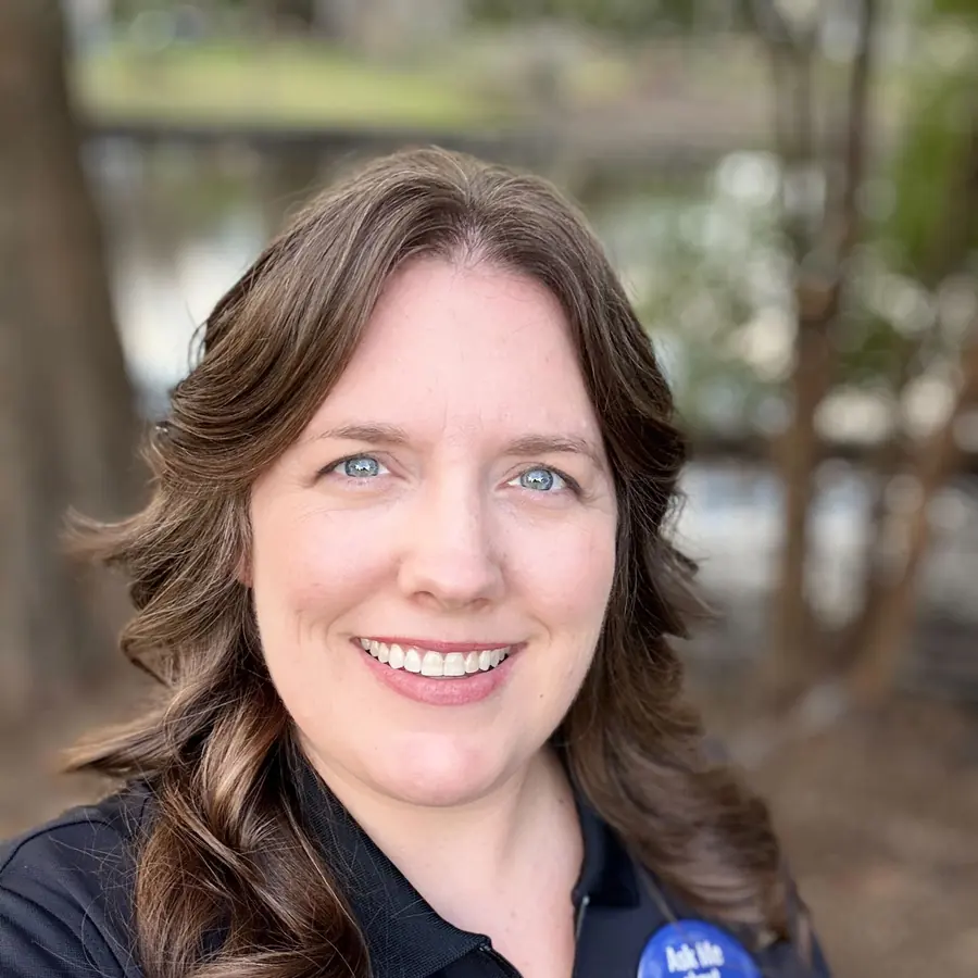Kate Spilsbury, Florida-licensed insurance agent