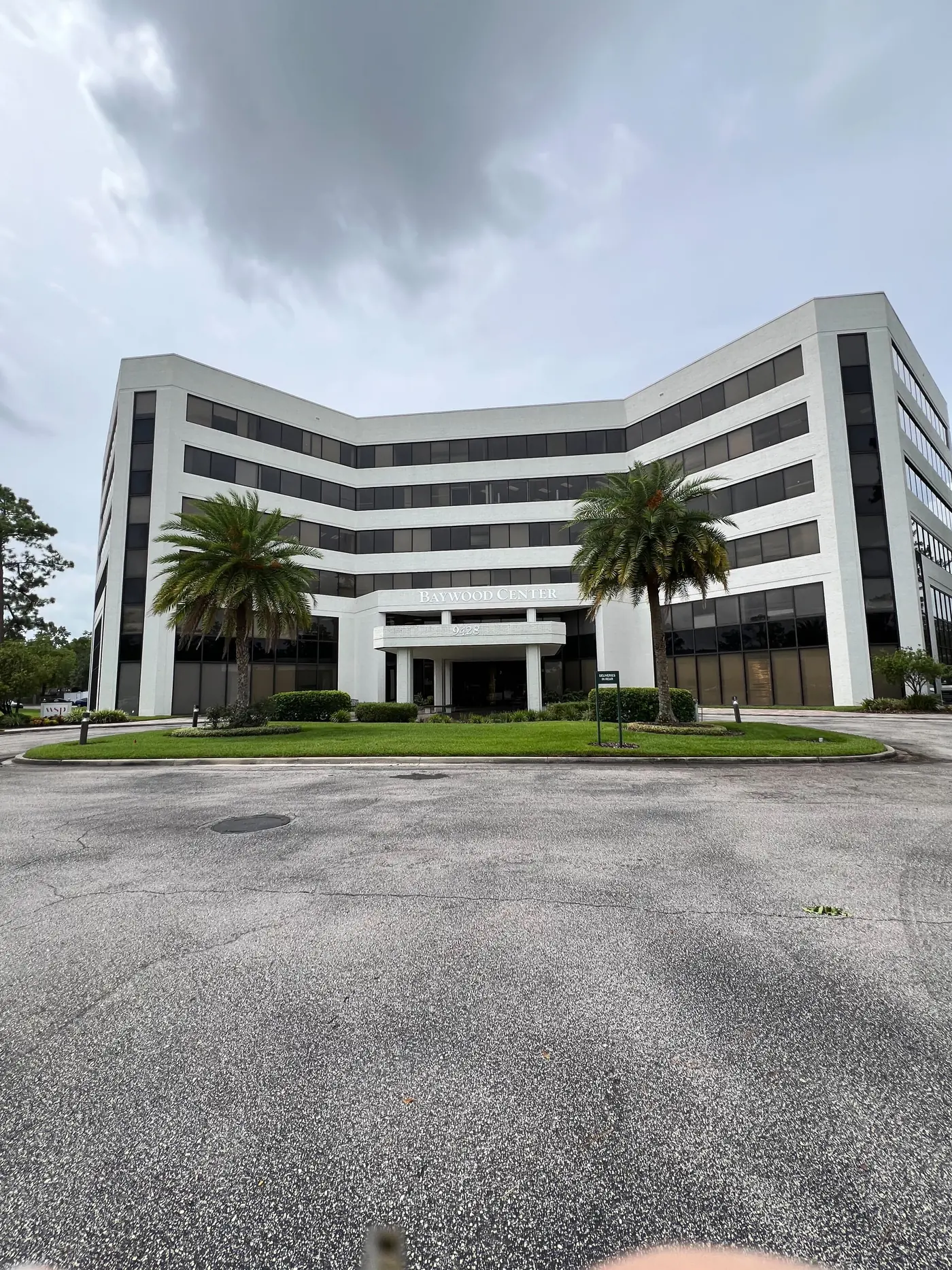 The Baymeadows Center office building where Mere Benefits is located